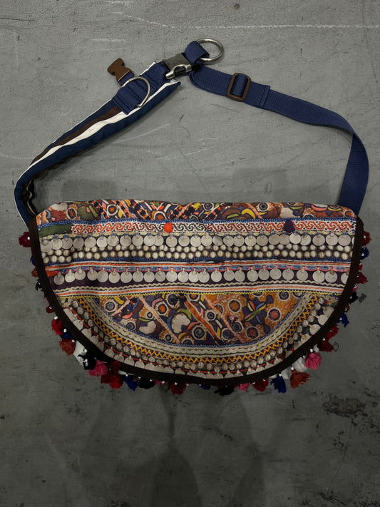 UNDERCOVER SS09 Ethnic Zozovilla Messenger Bag